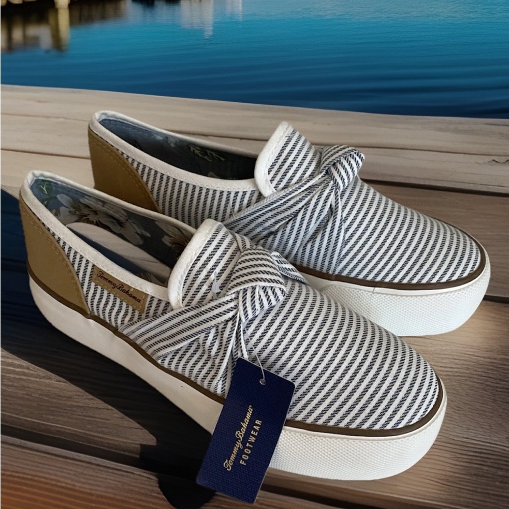🆕 Tommy Bahama Blue & White Striped Platform Slip-On Shoes Sneakers Bow Size 8